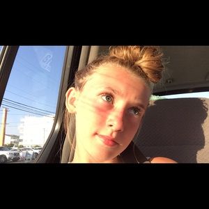 Meet your Posher, Cloie